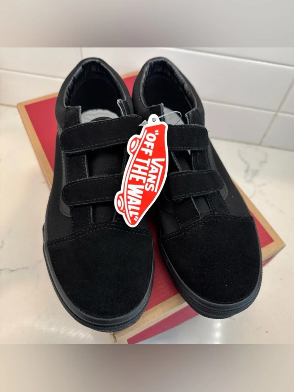 NEW Vans Kids All Black Old Skool V Velcro Skate Shoes Suede Toe Sneakers